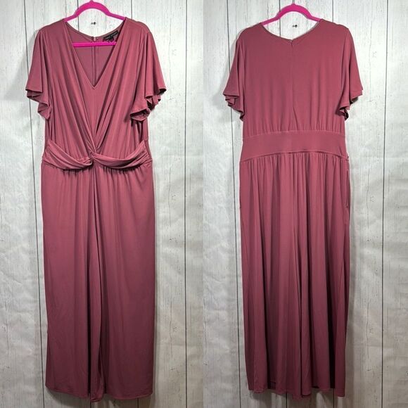 Lane Bryant Mauve Twist Front Wide Leg Jumpsuit Size 18/20
Feminine Minimalist - Picture 1 of 14